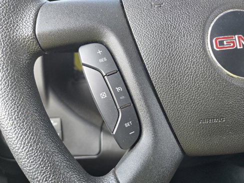 Used 2023 GMC Savana 2500 w/ Driver Convenience Package image 15