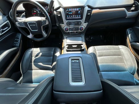 Used 2019 GMC Yukon Denali image 13