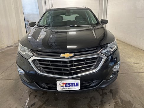 Used 2018 Chevrolet Equinox LT w/ Sun & Infotainment Package image 2