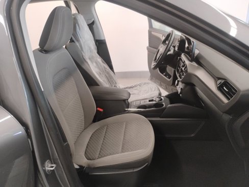 Used 2021 Ford Escape SE w/ SE Sport Appearance Package image 23
