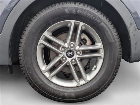 Used 2018 Hyundai Santa Fe Sport image 10
