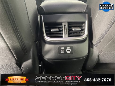 Used 2023 Subaru Outback Premium image 26
