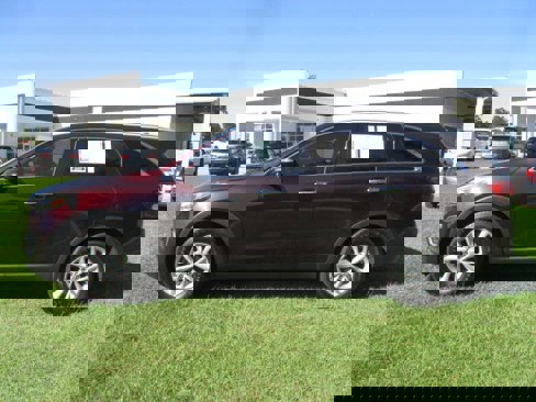 Used 2016 Kia Sorento LX image 6