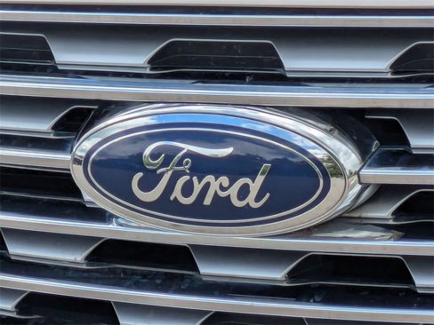 Used 2021 Ford Edge SEL w/ Convenience Package image 9