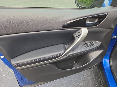 Used 2024 Mitsubishi Eclipse Cross AWD image 14