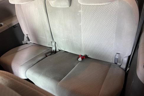 Used 2018 Toyota Sienna LE image 17