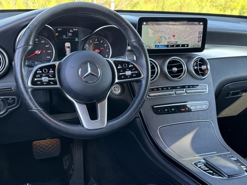 Used 2020 Mercedes-Benz GLC 300 image 29