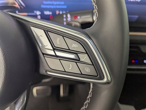 Used 2025 Buick Envision Sport Touring image 22