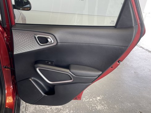 Used 2023 Kia Soul S image 15