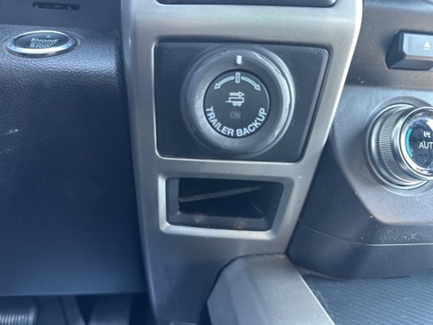 Used 2018 Ford F150 Lariat w/ Equipment Group 502A Luxury image 15