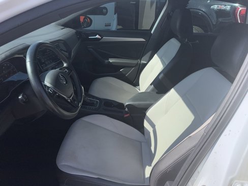 Used 2019 Volkswagen Jetta R-Line image 8