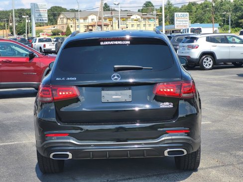 Used 2021 Mercedes-Benz GLC 300 image 5