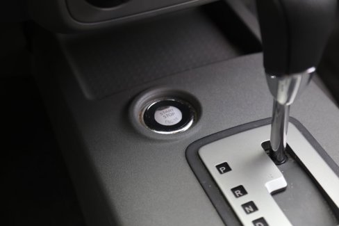 Used 2020 Nissan Frontier SV w/ Midnight Edition Floor Mats image 26