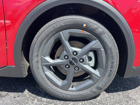 New 2025 Kia K4 LXS image 10