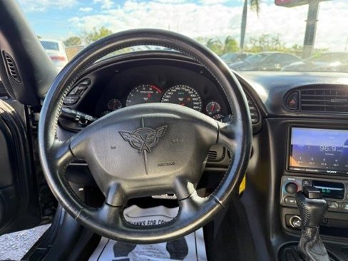 Used 2000 Chevrolet Corvette Convertible w/ Memory Pkg image 14