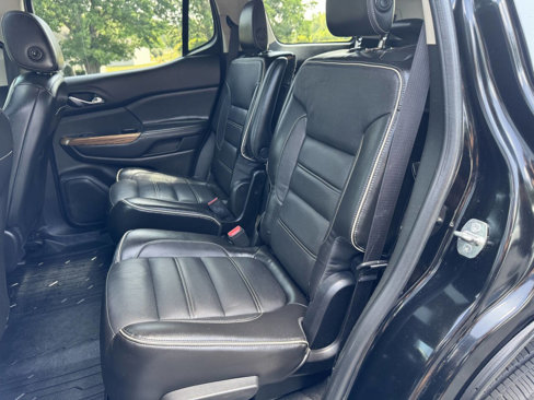 Used 2017 GMC Acadia Denali w/ Technology Package image 33