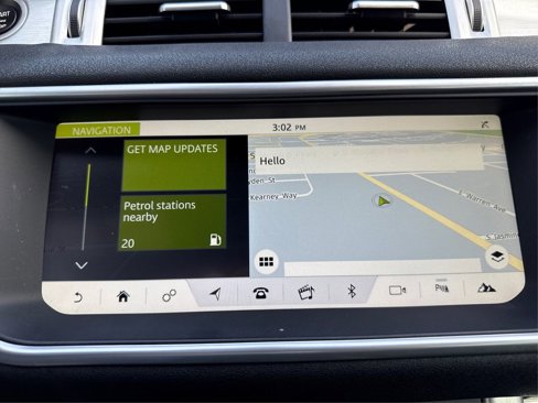 Used 2017 Land Rover Range Rover Evoque SE image 31