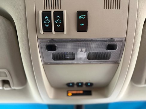 Used 2012 GMC Yukon Denali image 30