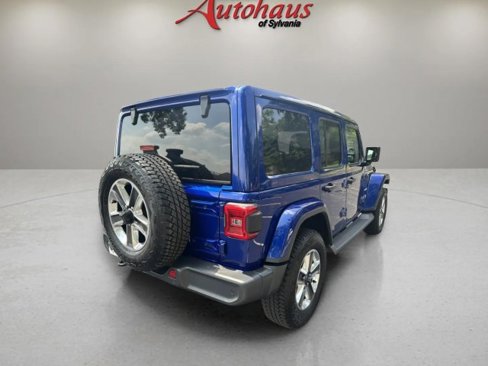 Used 2020 Jeep Wrangler Unlimited Sahara image 7