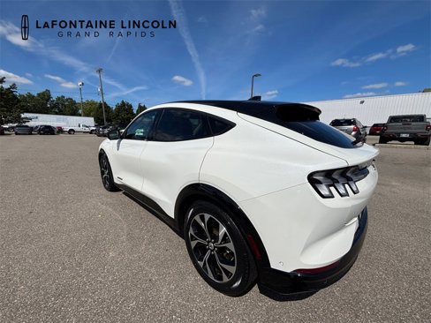 Used 2022 Ford Mustang Mach-E Premium image 44