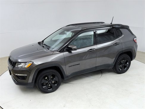 Used 2018 Jeep Compass Latitude image 15