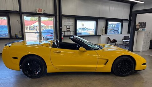 Used 2003 Chevrolet Corvette Convertible w/ Preferred Equipment Group1 image 14