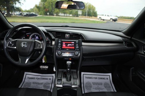 Used 2018 Honda Civic Sport image 24
