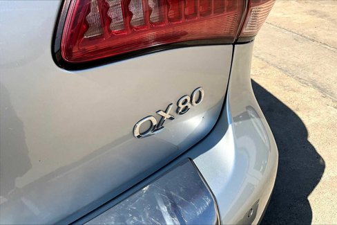 Used 2016 INFINITI QX80 Limited image 9