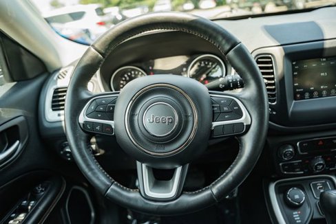 Used 2021 Jeep Compass Latitude w/ Convenience Group image 18