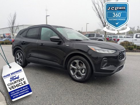 New 2025 Ford Escape ST-Line w/ Tech Pack #1 image 1
