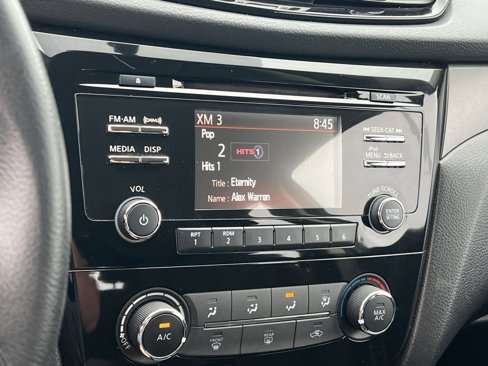 Used 2018 Nissan Rogue Sport S w/ S Appearance Package image 18