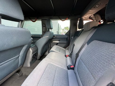 Used 2022 Ford Bronco Outer Banks w/ Sasquatch Package image 32