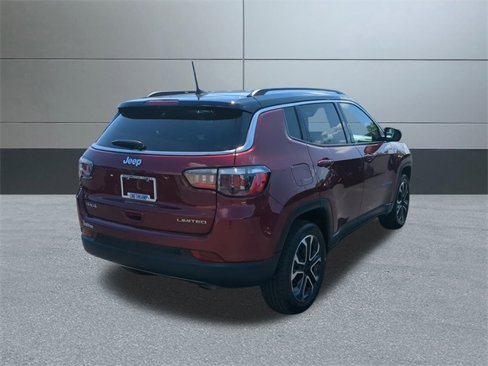 Used 2022 Jeep Compass Limited image 6