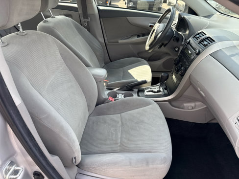 Used 2010 Toyota Corolla image 20