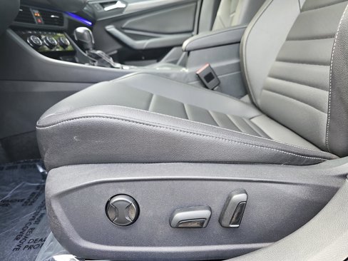 Used 2021 Volkswagen Jetta SEL image 31