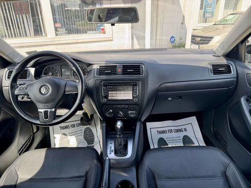 Used 2012 Volkswagen Jetta SE image 17