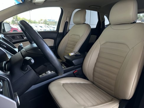 Used 2019 Ford Edge SEL w/ Equipment Group 201A image 14