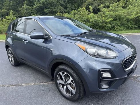 Used 2020 Kia Sportage LX image 3