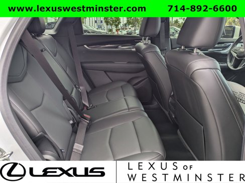 Used 2024 Cadillac XT5 Premium Luxury image 7