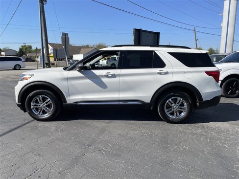 Used 2020 Ford Explorer XLT w/ Comfort Package image 5