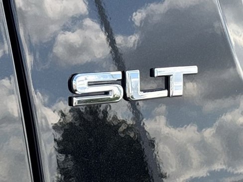 Certified 2018 GMC Acadia SLT w/ LPO, Cargo Package image 28