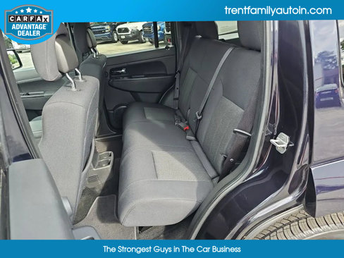 Used 2011 Jeep Liberty Sport image 27