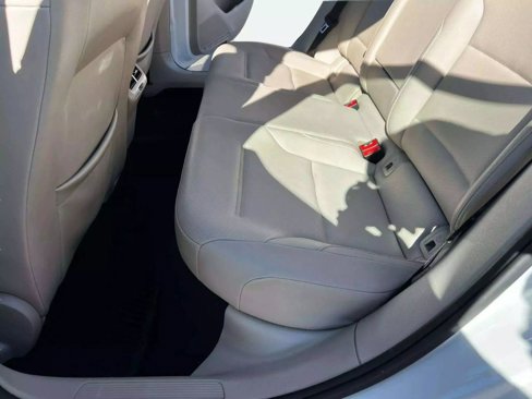 Used 2015 Volkswagen Golf TDI SE image 20