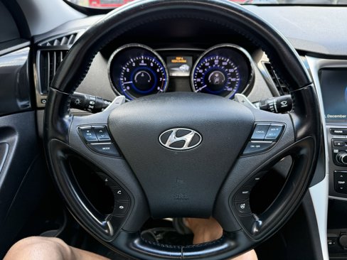 Used 2014 Hyundai Sonata SE w/ Premium Package 04 image 16
