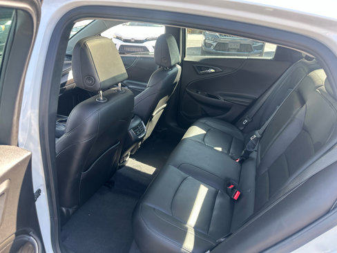 Used 2016 Chevrolet Malibu Premier w/ Driver Confidence Package II image 12