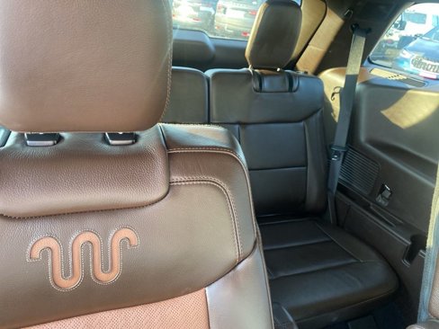 Used 2021 Ford Explorer King Ranch w/ Premium Technology Package image 21