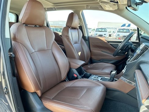 Used 2021 Subaru Forester Touring w/ Popular Package #2 image 25
