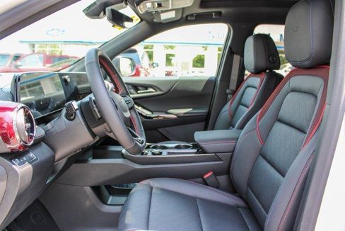 New 2025 Chevrolet Equinox RS w/ Safety and Technology Package image 15