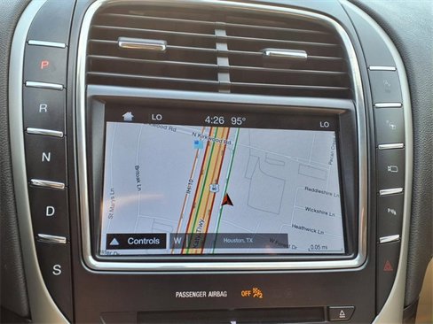 Used 2019 Lincoln Nautilus Reserve image 17