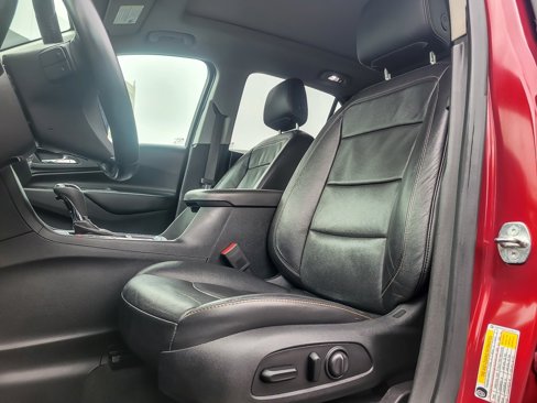 Used 2020 Chevrolet Equinox LT w/ Sport Edition image 7